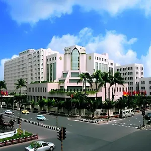 5* Hotel Ruposhi Bangla